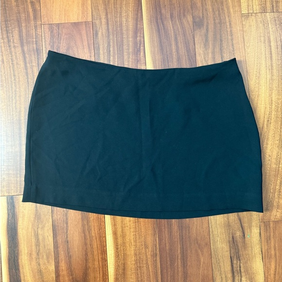 Reformation Carla Low Waist Mini Skirt Black Size 10 - Picture 5 of 10